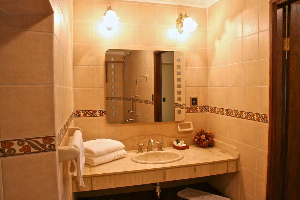 San Marino Royal Hotel Sucre történelmi óvárosa Kültér fotó
