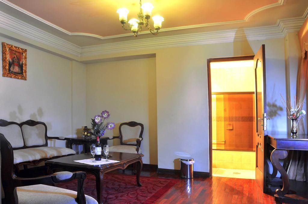 San Marino Royal Hotel Sucre történelmi óvárosa Kültér fotó